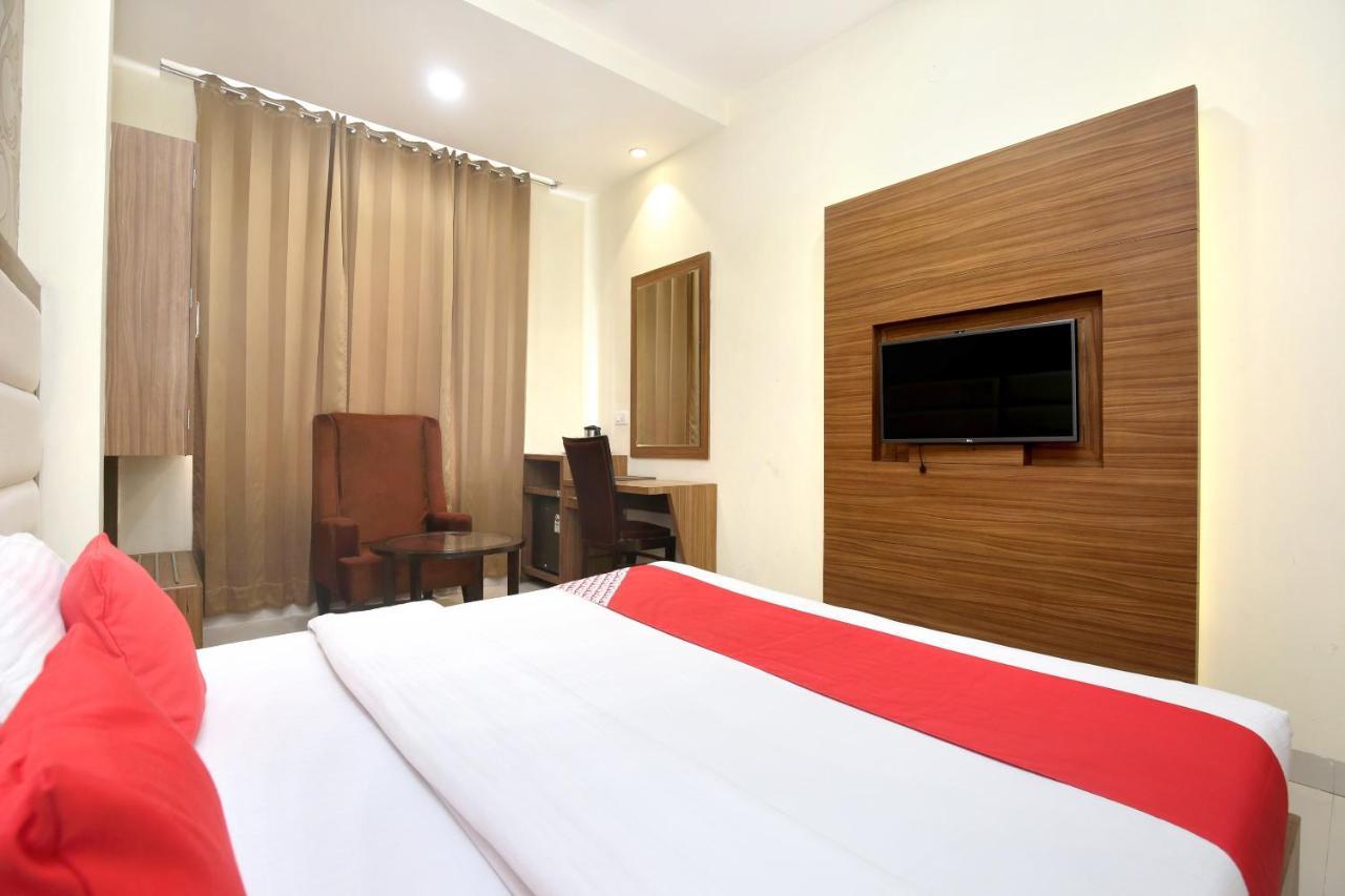 Capital O 8510 Welcome Inn 阿姆利则 外观 照片