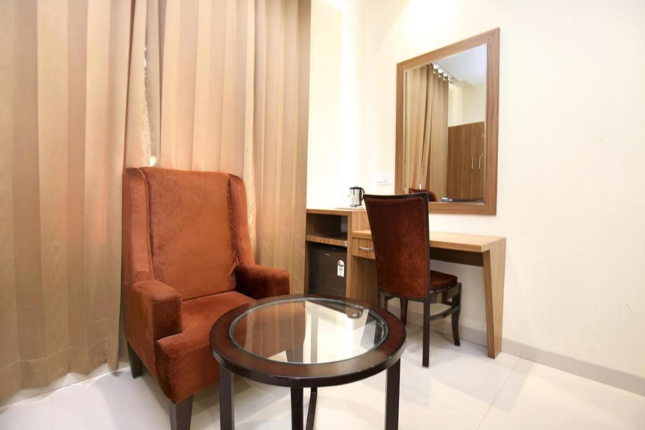 Capital O 8510 Welcome Inn 阿姆利则 外观 照片