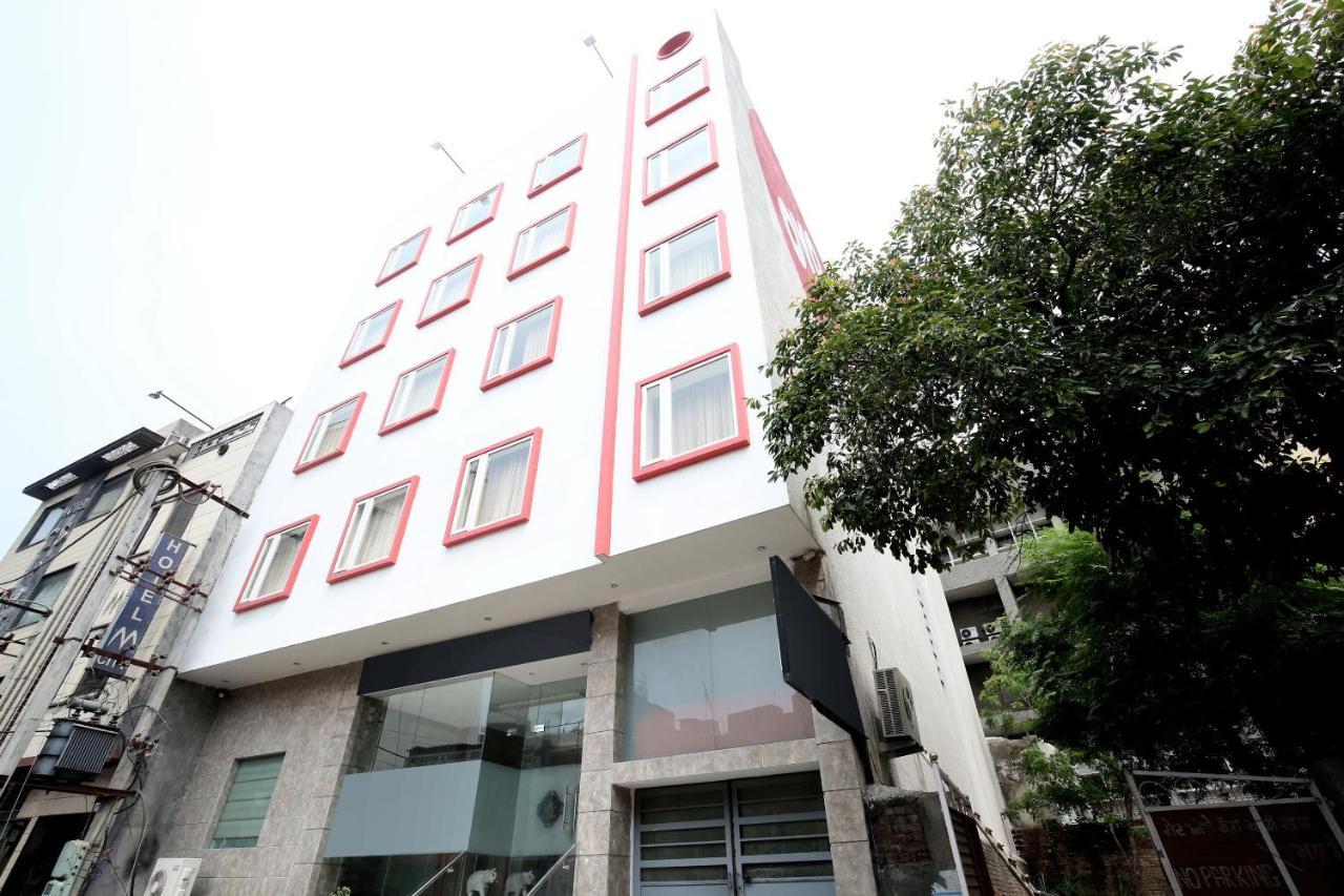 Capital O 8510 Welcome Inn 阿姆利则 外观 照片