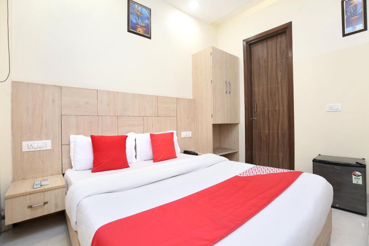 Capital O 8510 Welcome Inn 阿姆利则 外观 照片