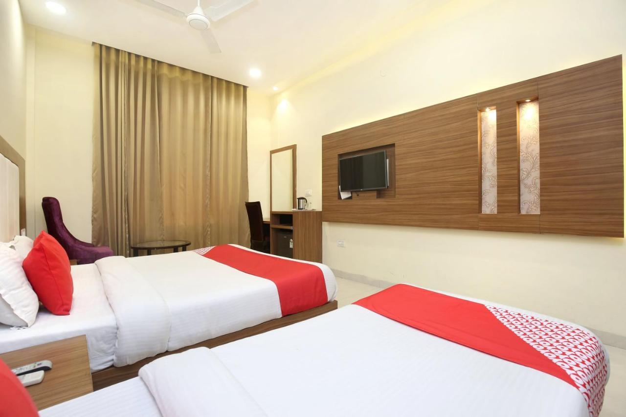 Capital O 8510 Welcome Inn 阿姆利则 外观 照片