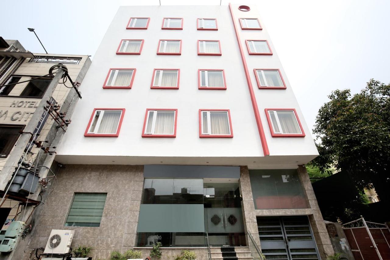 Capital O 8510 Welcome Inn 阿姆利则 外观 照片